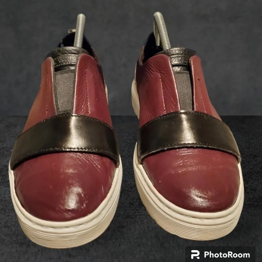 Custom Dr Martens Lylah leather slip on platform shoes. Women's sz 9.